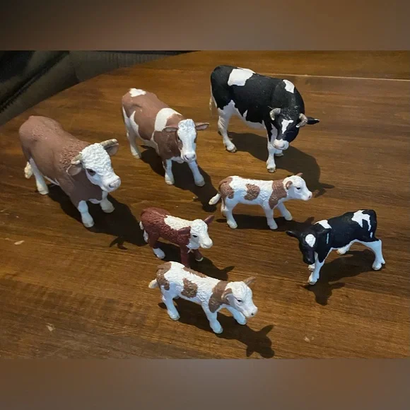Bundle of Schleich cows - Picture 2 of 3